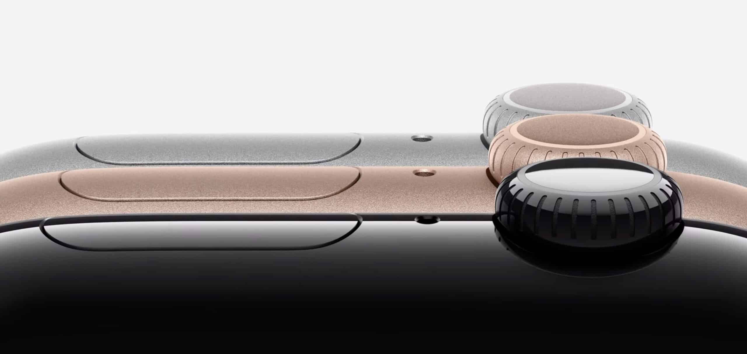 Apple Watch Series 10 buttons.