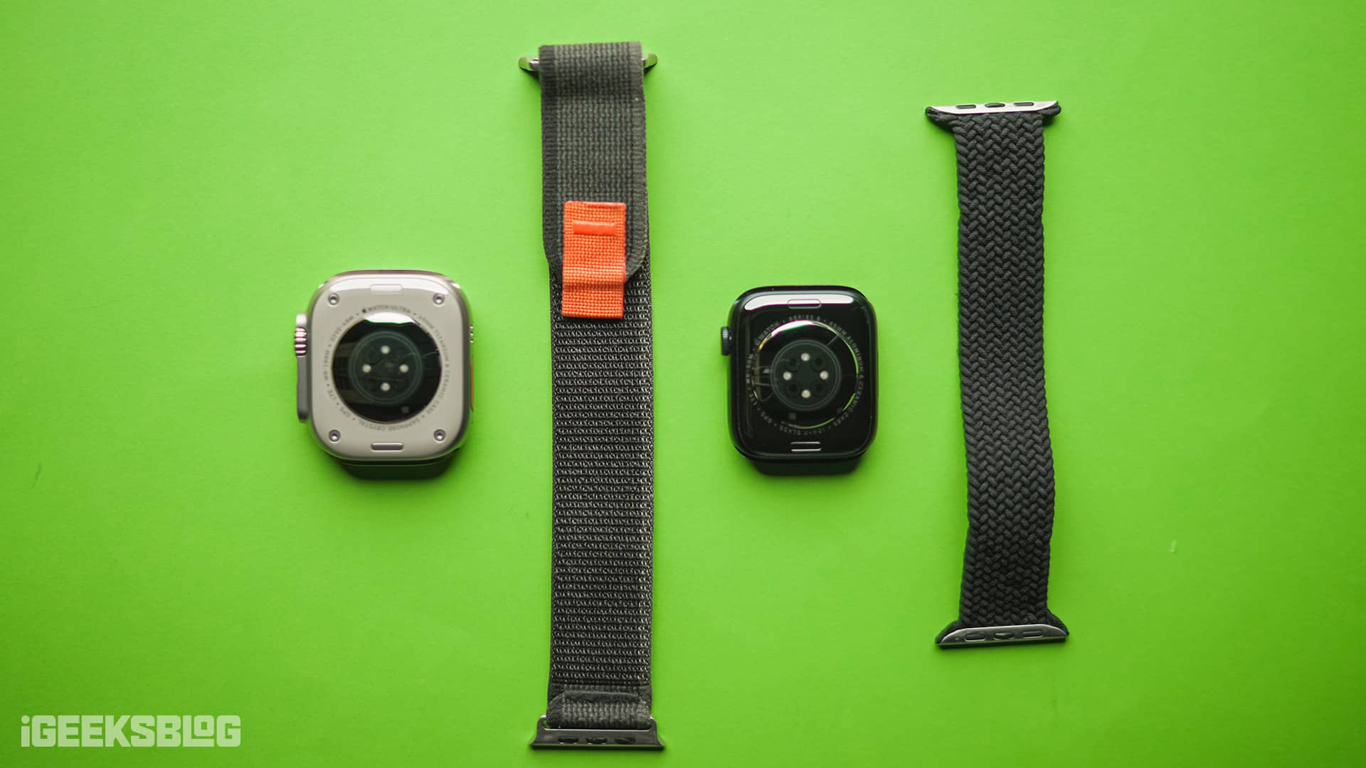 Cleaning a fabric Apple Watch band.