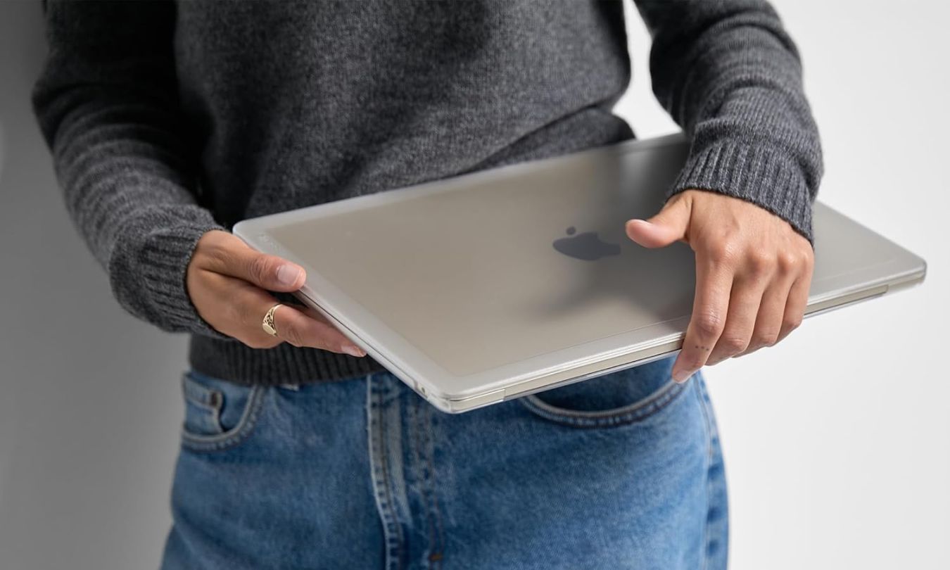 Incase edge hardshell for macbook air
