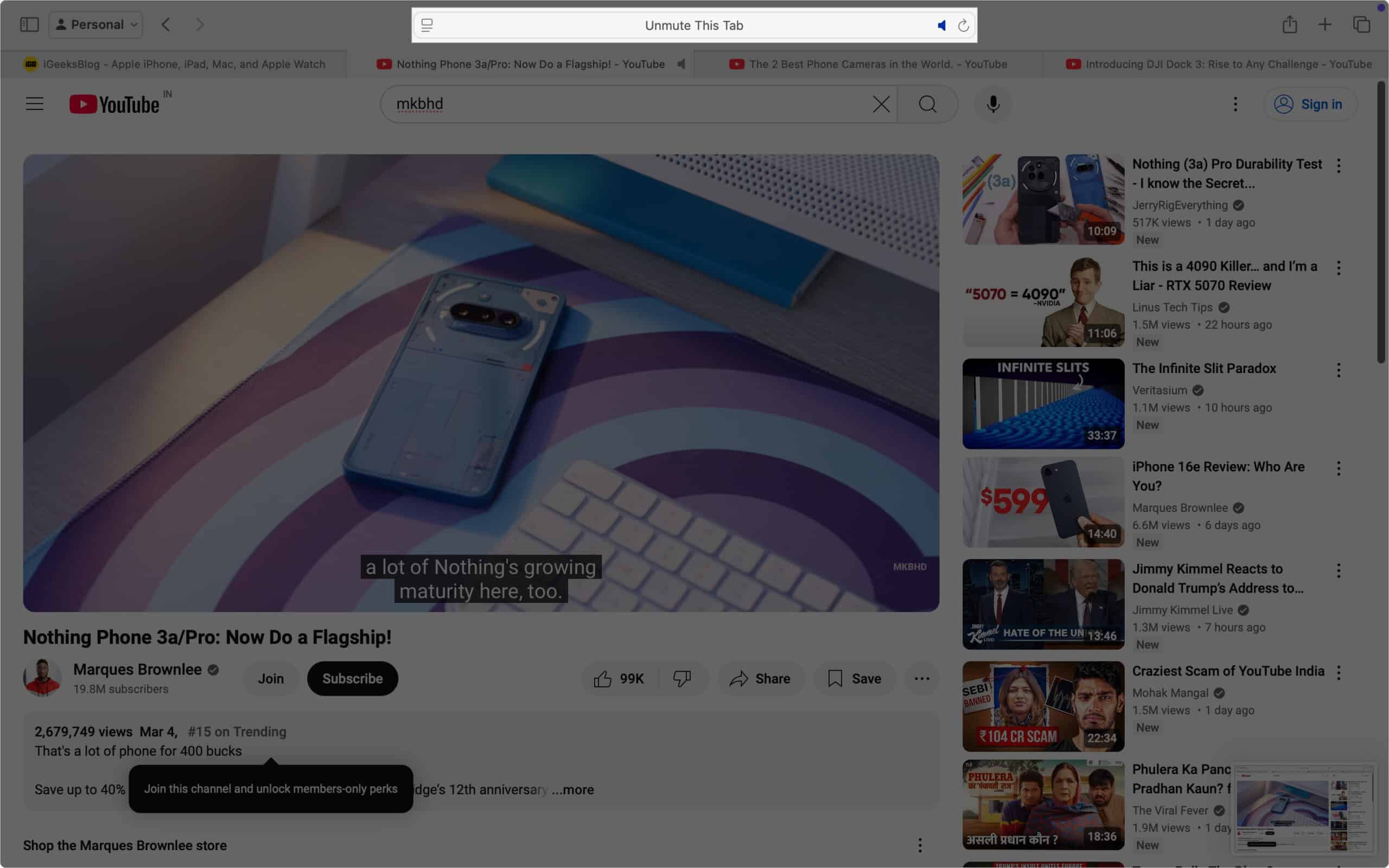 Unmuting a Safari tab on a Mac by clicking the gray speaker icon.