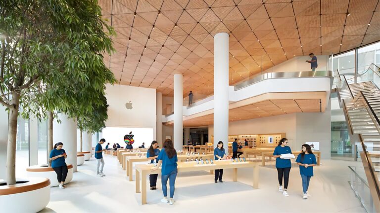 Apple to Open Third Retail Store in India.