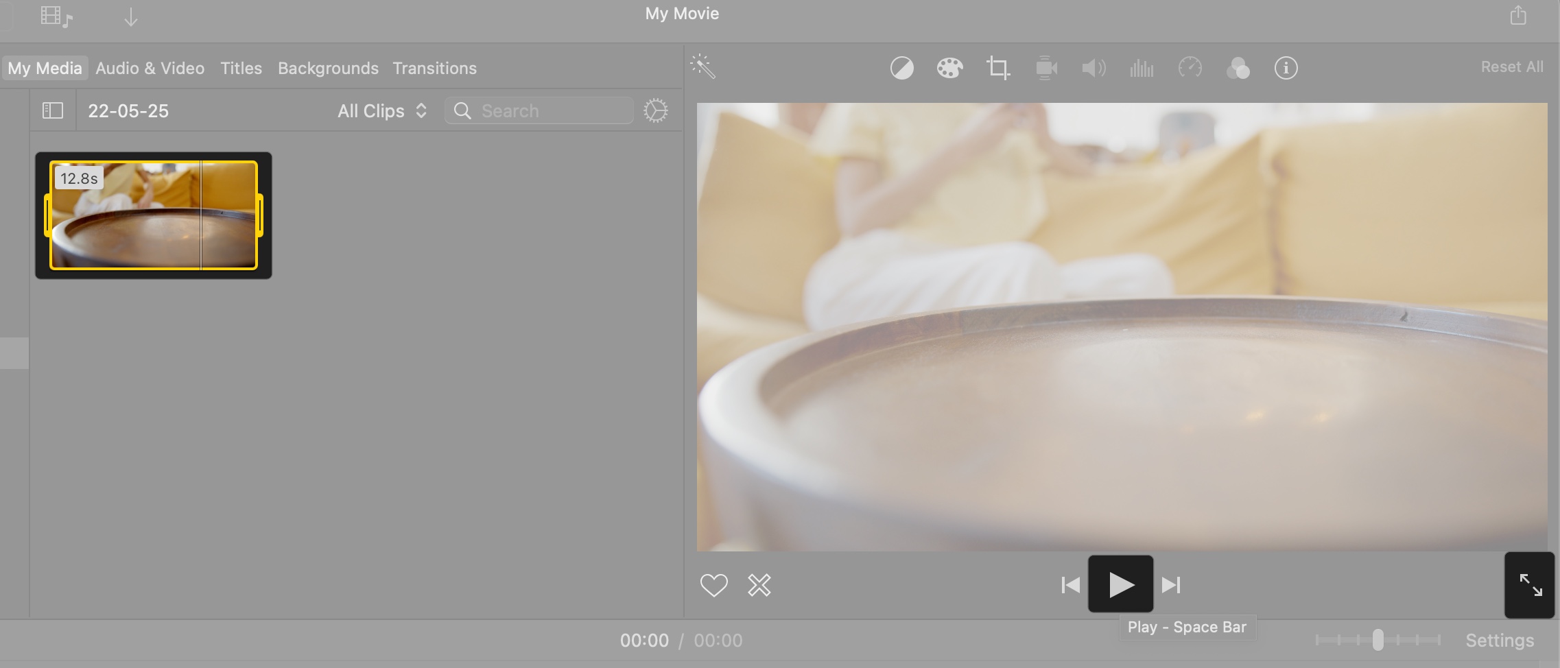 Access media library to play video in imovie on mac
