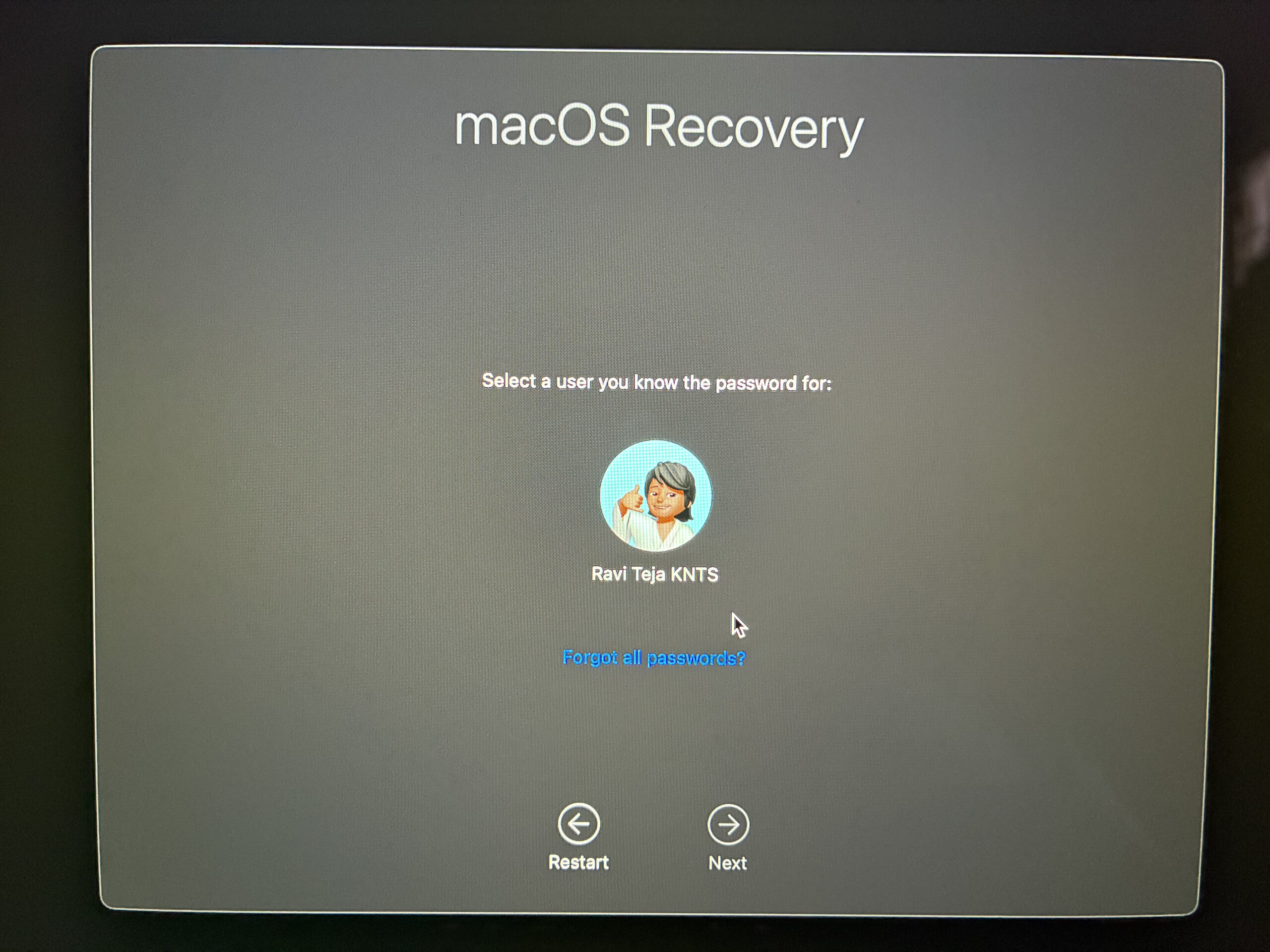 Clicking the forgot all passwords option on the macos recovery screen