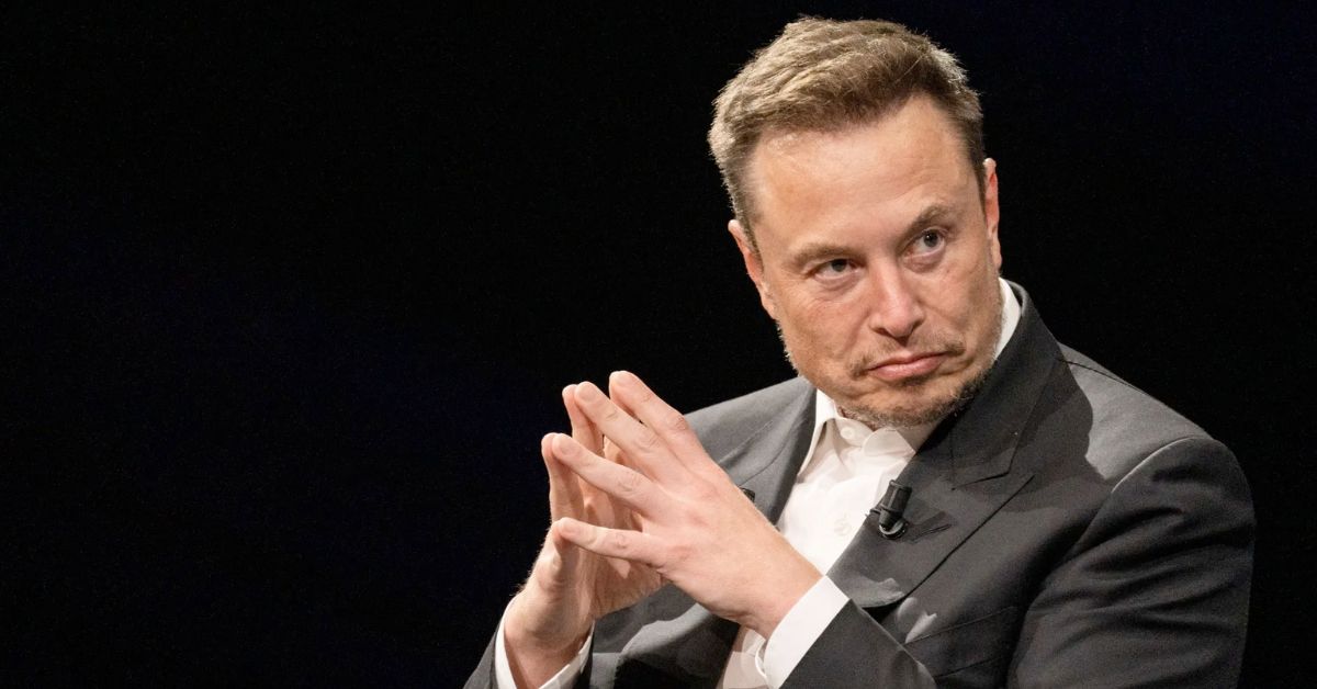 Apple Denies Musk Claims of Favoring ChatGPT Over Grok.
