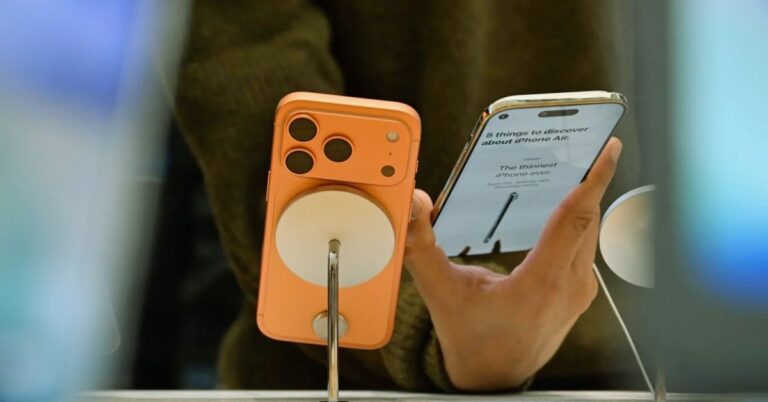 Apple Responds to iPhone 17 Pro Scratch Concerns