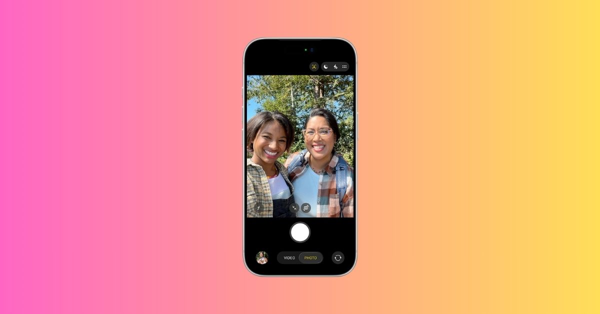 How to Use the New Center Stage Front Camera on iPhone 17