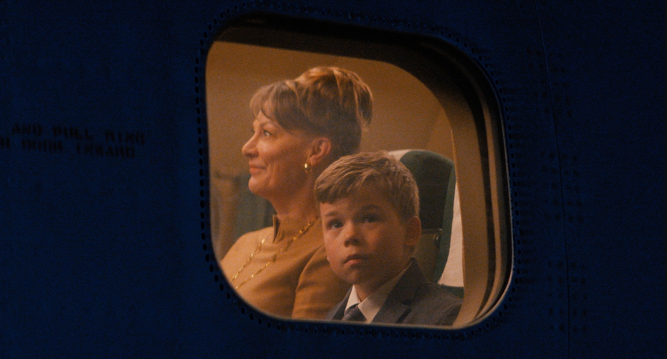 Propeller One-Way Night Coach