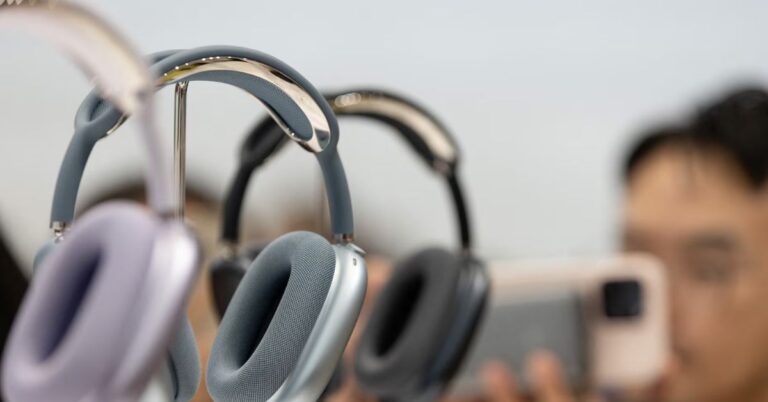 New Apple-made headphones surface in FCC filing ahead of launch