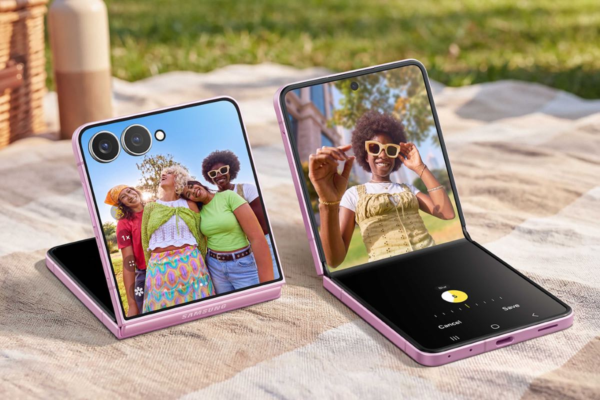 Samsung Galaxy Z Flip8 using FlexCam in folded and partially open positions