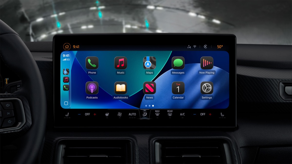 CarPlay now supports five major AI chatbots, including Claude – iGeeksBlog Apple CarPlay dashboard in dark mode with app icons