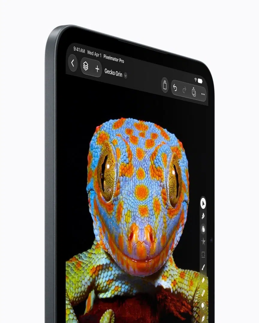 The Super Retina XDR display features OLED technology